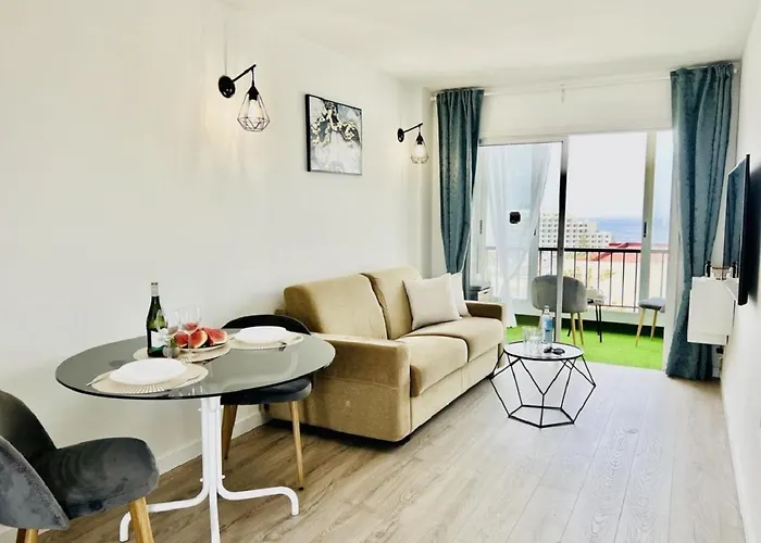 Paulmarie In Americas